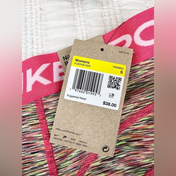 Nike Women's Pro 3" Spacedye Shorts in Multi Size Small - Picture 9 of 9